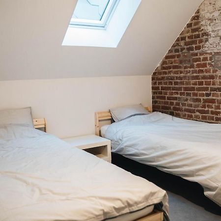 Gezellige Loft Met Twee Slaapkamers Ieper Eksteriør billede